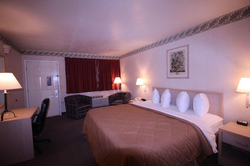 Days Inn By Wyndham Safford Az image