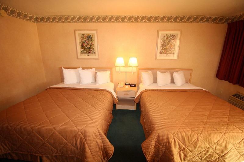 Days Inn By Wyndham Safford Az image