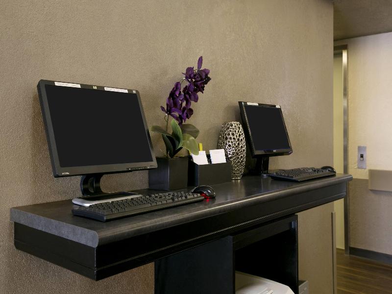 Days Inn by Wyndham Regina