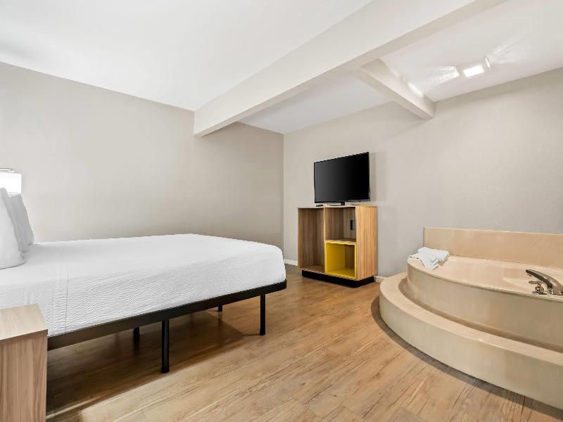SUITE KING BED NON SMOKING — photo 6