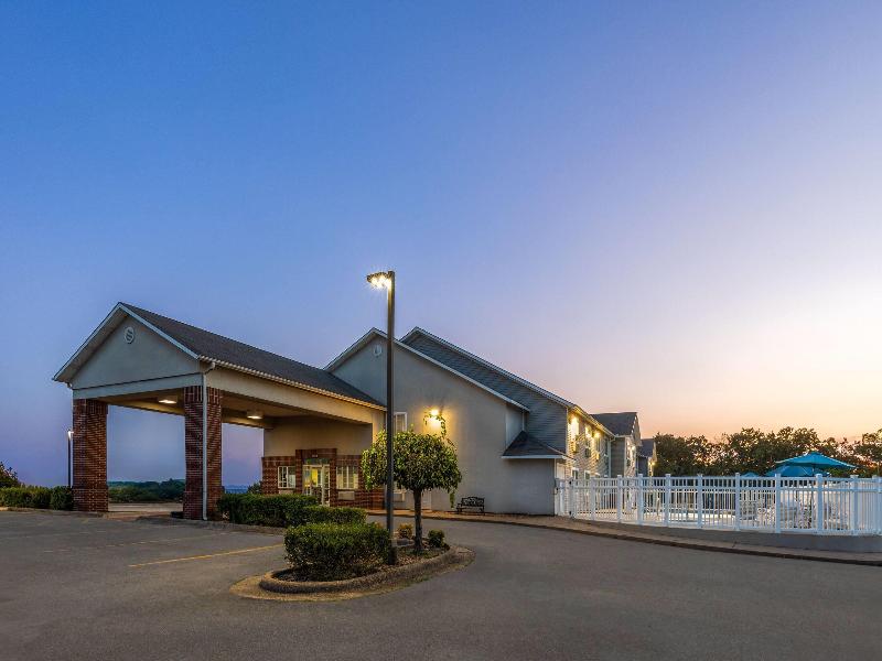 Days Inn By Wyndham Mountain Home image