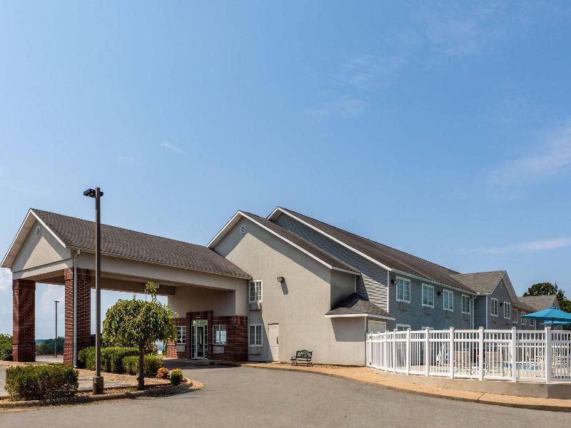 Days Inn By Wyndham Mountain Home image