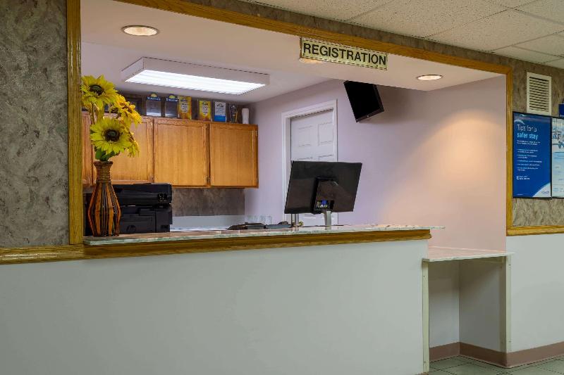 Days Inn By Wyndham Mountain Home image