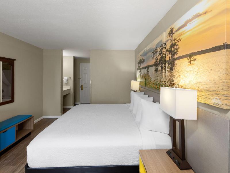 Days Inn By Wyndham Mountain Home image
