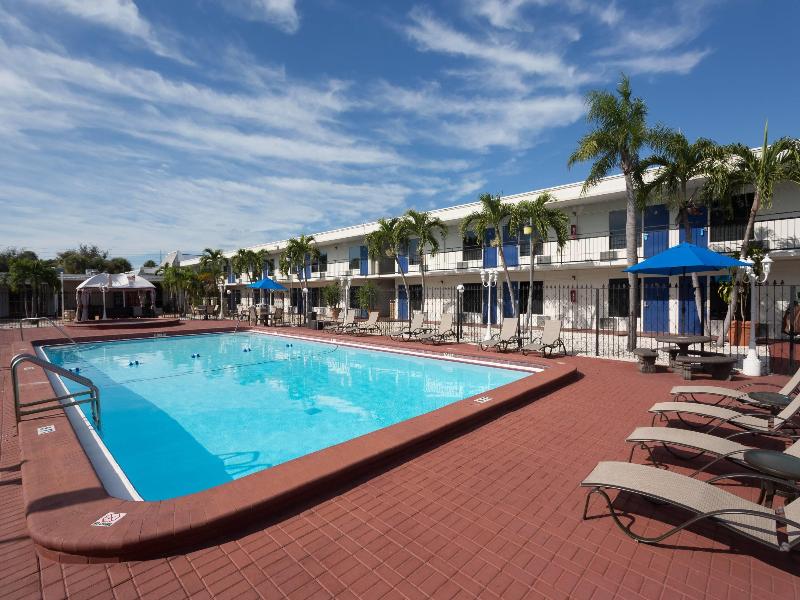 Days Inn by Wyndham St. Petersburg / Tampa Bay image