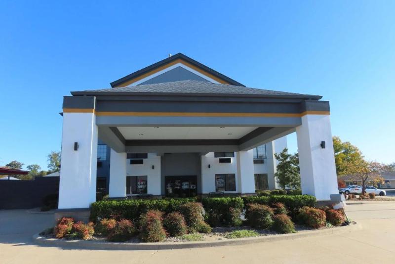Best Western Prime Inn & Suites image