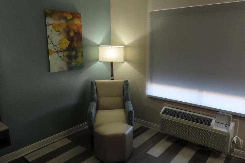 Best Western Prime Inn & Suites image