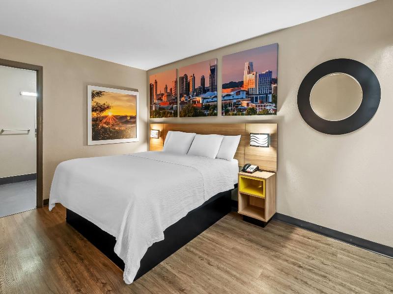 Days Inn by Wyndham Simpsonville image