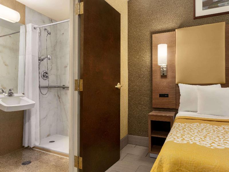 Days Inn by Wyndham Brooklyn image