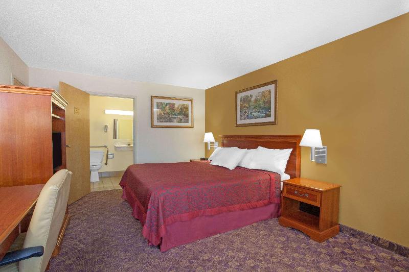 Red Roof Inn Perryville image