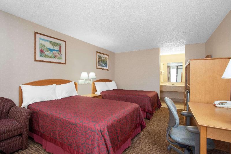 Red Roof Inn Perryville image