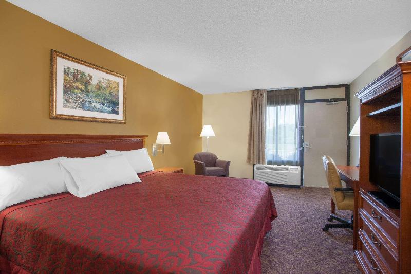 Red Roof Inn Perryville image
