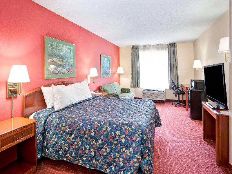 Days Inn By Wyndham Marietta-Atlanta-Delk Road image
