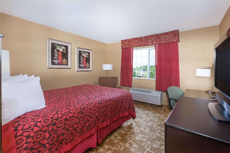 Days Inn By Wyndham Central City image