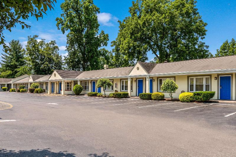 Quality Inn Poughkeepsie image