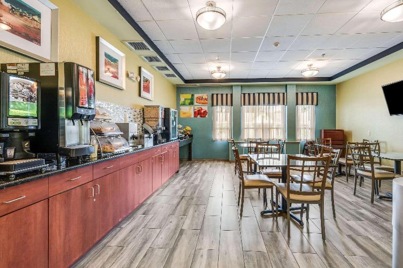 Quality Inn Poughkeepsie image