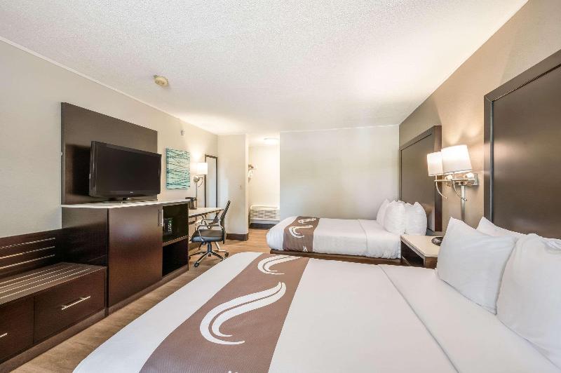 Quality Inn Poughkeepsie image