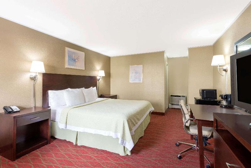 Quality Inn Poughkeepsie image