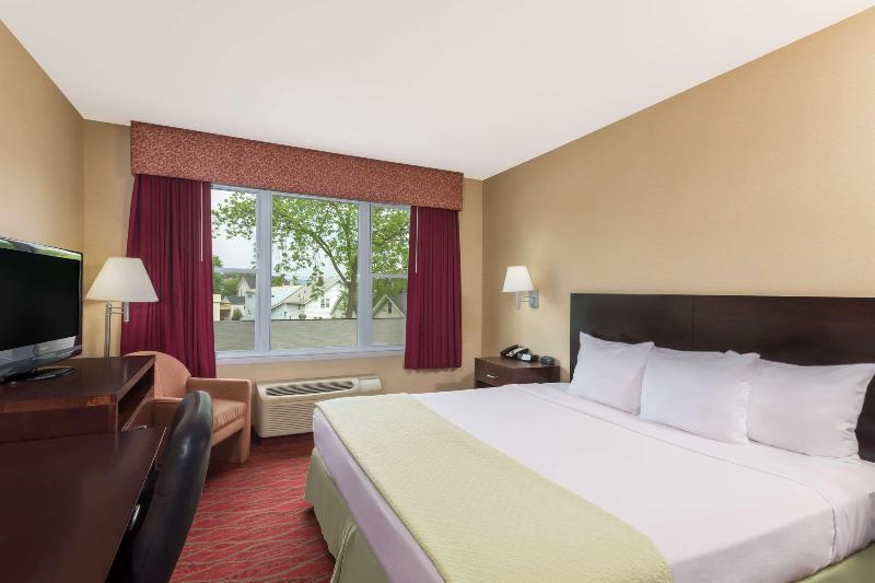 Quality Inn Poughkeepsie image