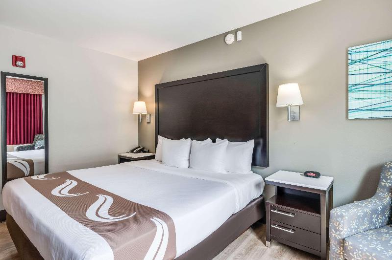 Quality Inn Poughkeepsie image
