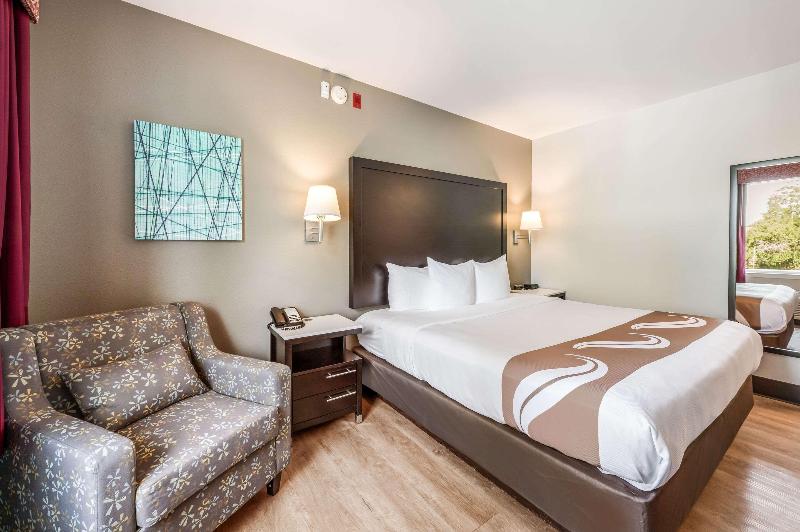 Quality Inn Poughkeepsie image