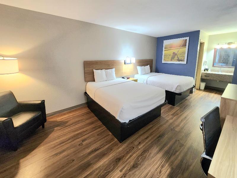 QUADRUPLE Accessible-Two Queen Beds