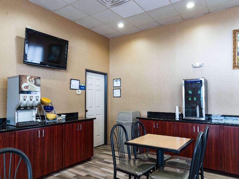 Days Inn by Wyndham N.W. Medical Center image