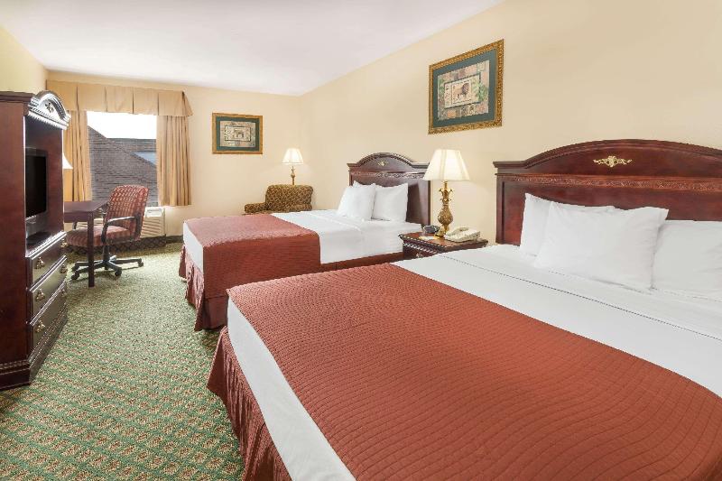 Days Inn & Suites By Wyndham Eunice image