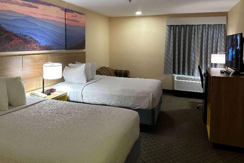 Days Inn & Suites By Wyndham Eunice image