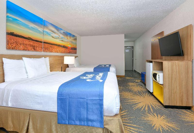 Days Inn By Wyndham Tunica Resorts image