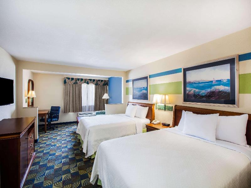 SUITE EXECUTIVE