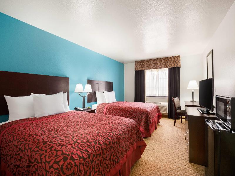 Days Inn & Suites by Wyndham Conroe North image