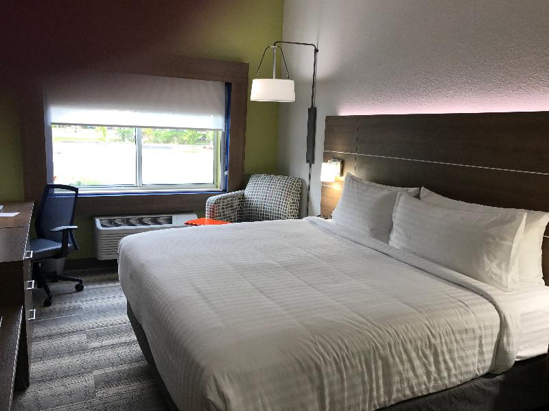 Holiday Inn Express Naples South - I-75 image