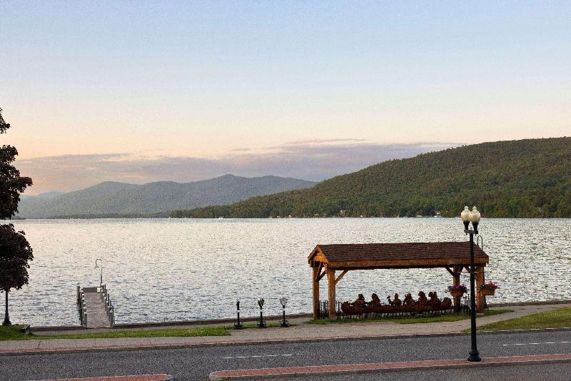 Days Inn by Wyndham Queensbury Lake George image