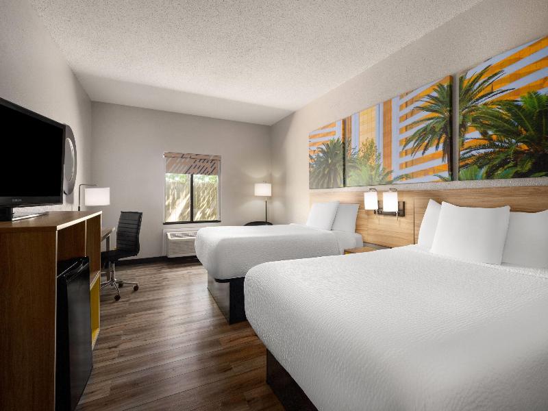 Days Inn By Wyndham Mauldin/Greenville image