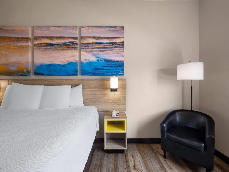 Days Inn By Wyndham Mauldin/Greenville image