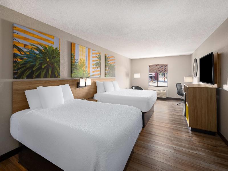 Days Inn By Wyndham Mauldin/Greenville image