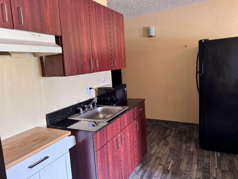 Days Inn By Wyndham Mauldin/Greenville image