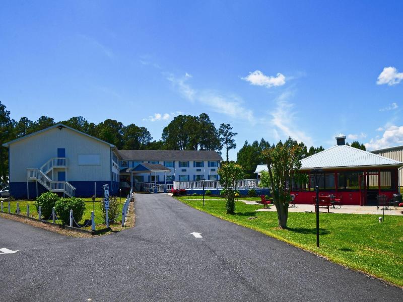 Days Inn By Wyndham Chincoteague Island image