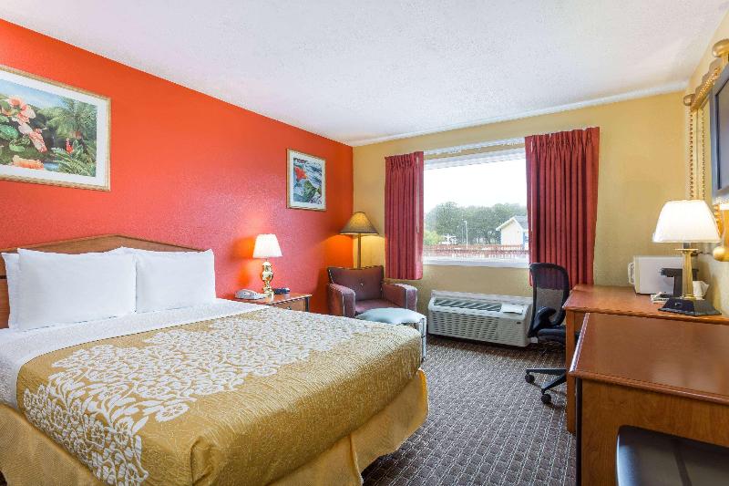 Days Inn By Wyndham Chincoteague Island image