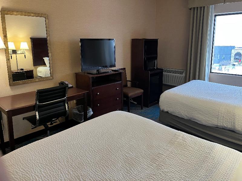 Days Inn By Wyndham Duluth Lakewalk image