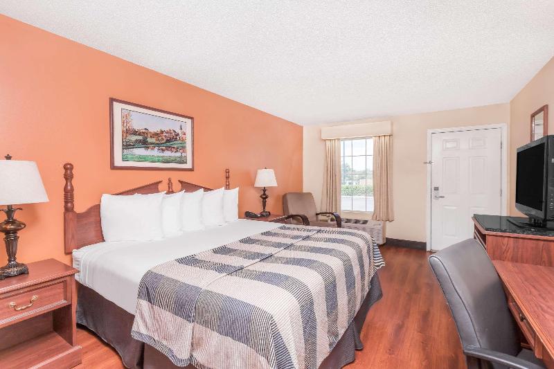 Bed room