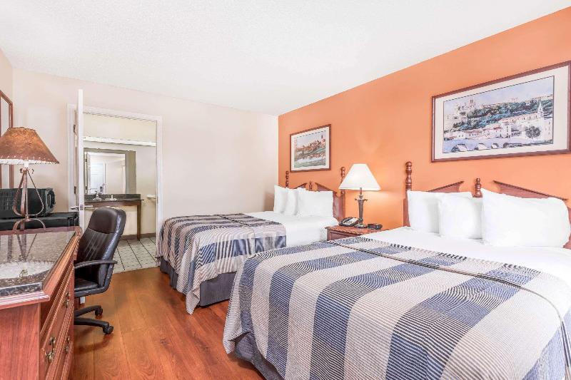 Bed room