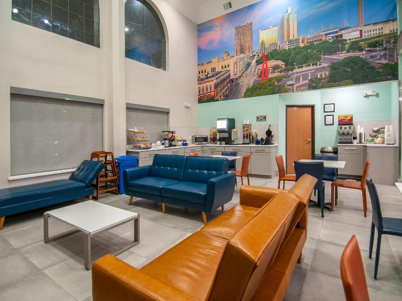 Days Inn Suites by Wyndham San Antonio N/Stone Oak image