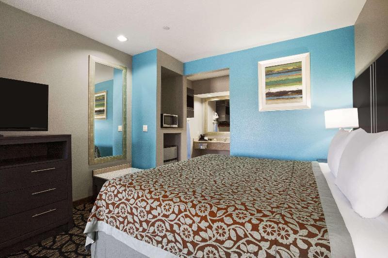 Hotel Days Inn & Suites by Wyndham Houston North-Spring