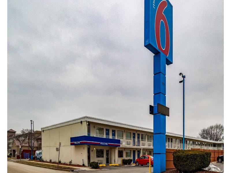Motel 6 Joliet I-80 image