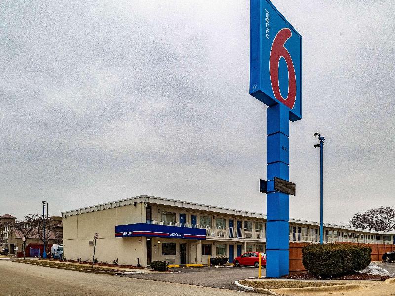 Motel 6 Joliet I-80 image