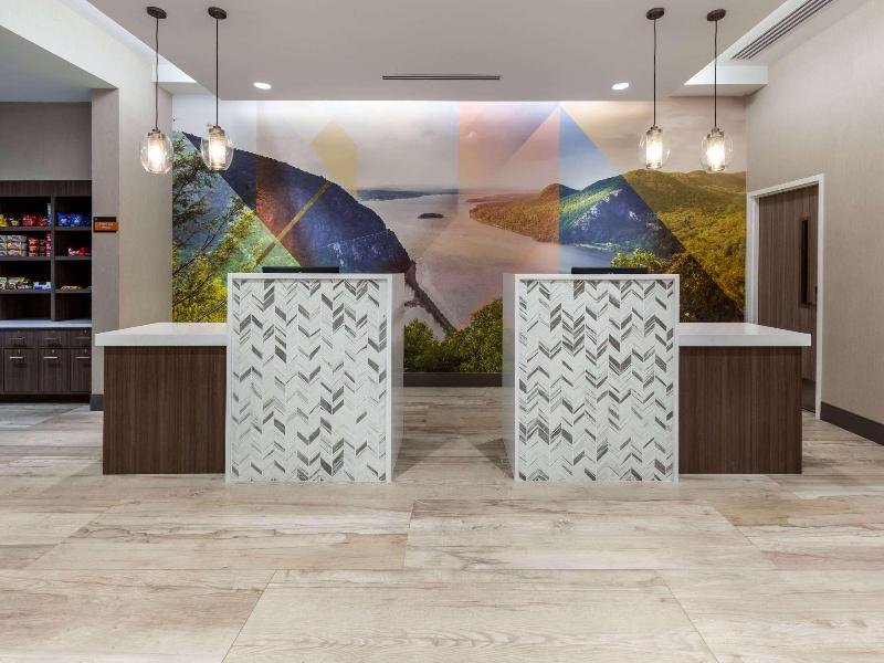 Howard Johnson Hotel - Middletown image