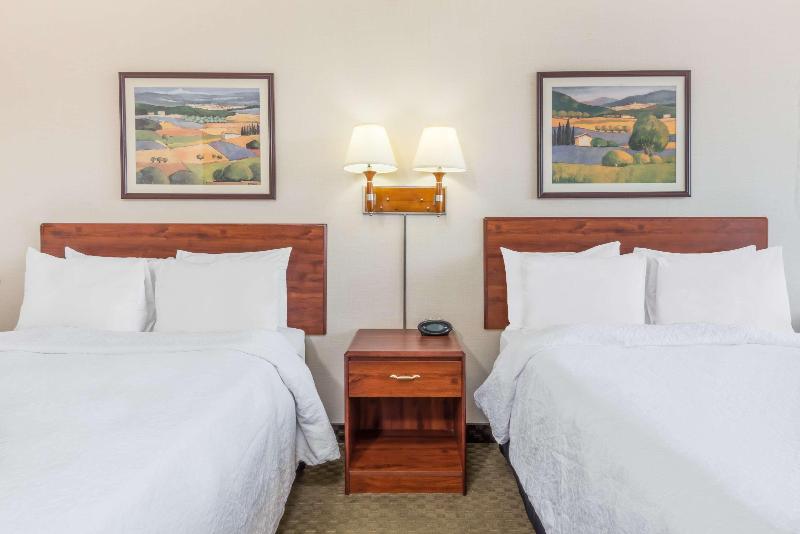 Bed room