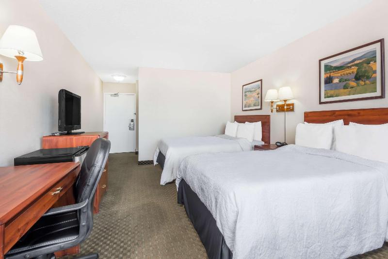 Bed room